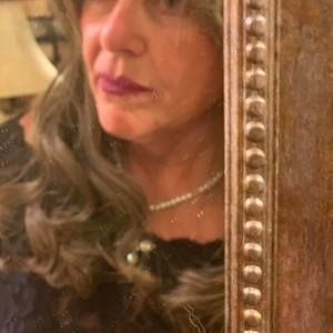 Meet your Posher, Earline